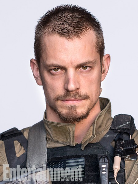 suicide-squad-rick-flag-joel-kinnaman-450x600